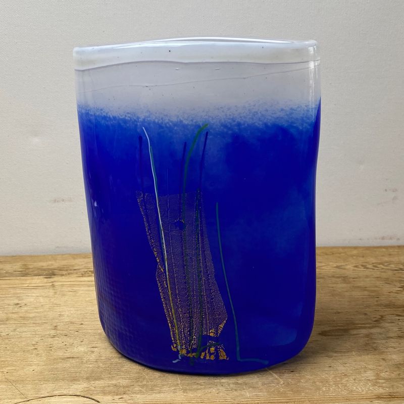 Aqua vase