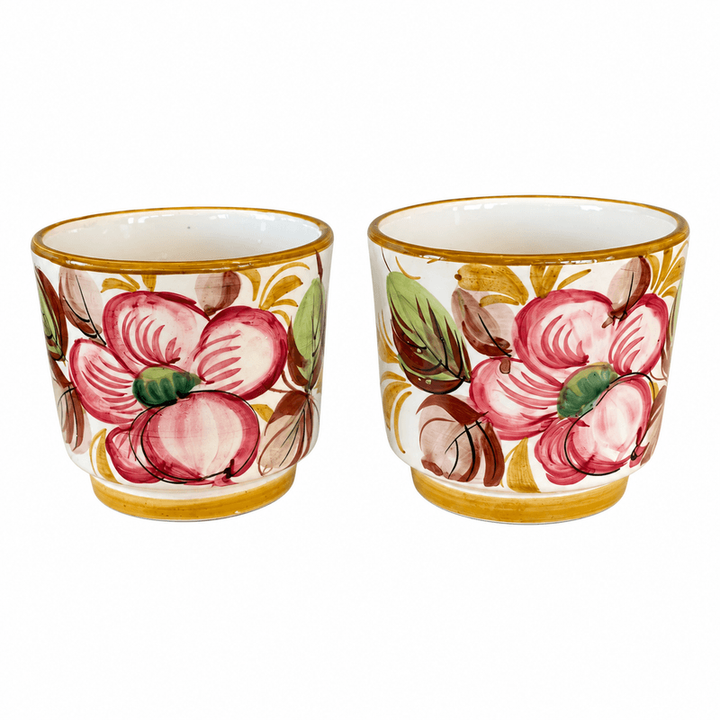 To italienske potteskjulere med rosa blomster – selges samlet