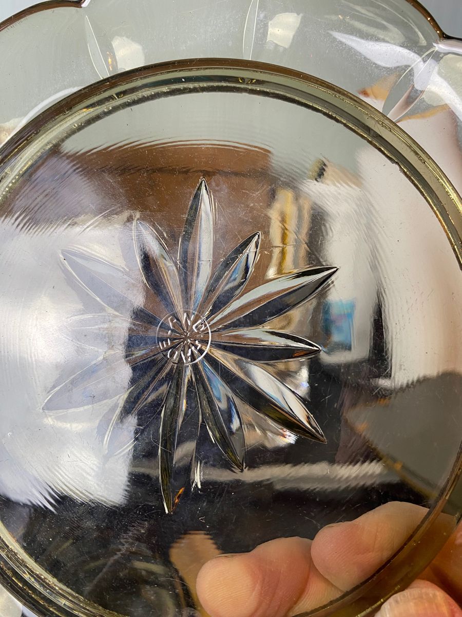 Kolsås osteklokke, sotfarget