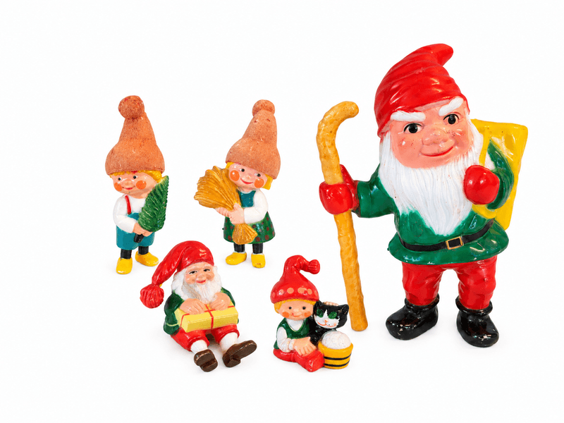 Fem nostalgiske nisser – julepynt med sjarm