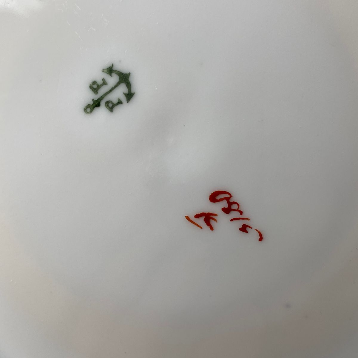 Porsgrund Porselen, fat med blomster