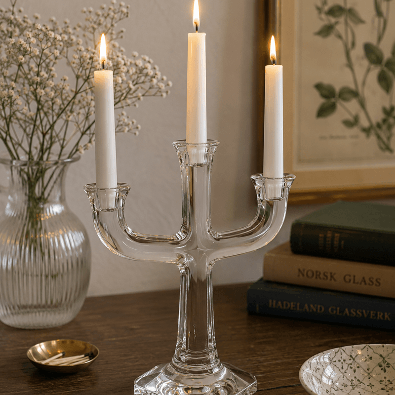 Trio, trearmet lysestake i klart glass